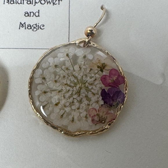 NWT‎ in Box Handcrafted Botanical Earrings Gold Purple Natural Power and Magic - Picture 6 of 7